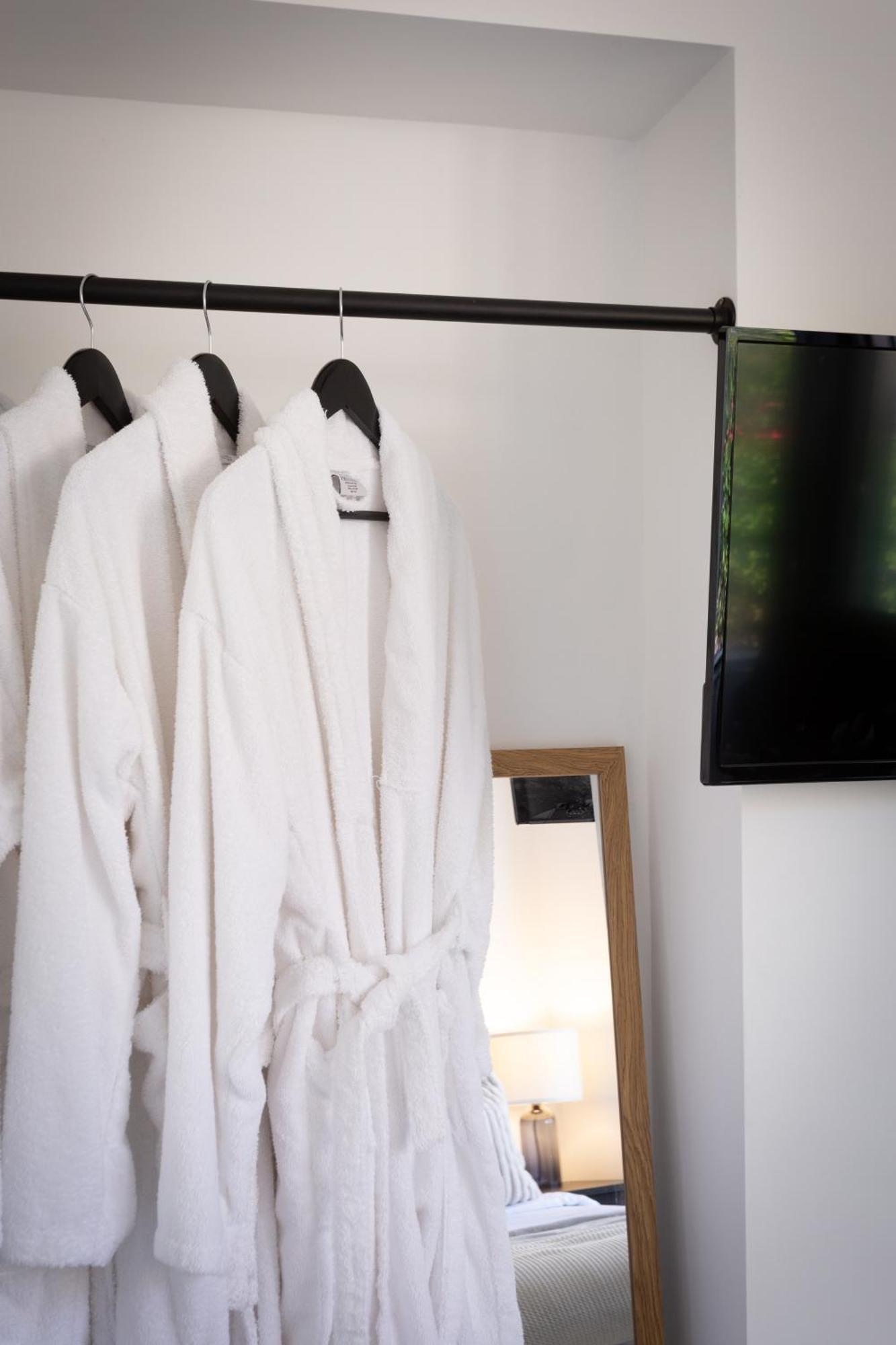 London Mews, Modern Apartment - Sleeps 4 York Ngoại thất bức ảnh