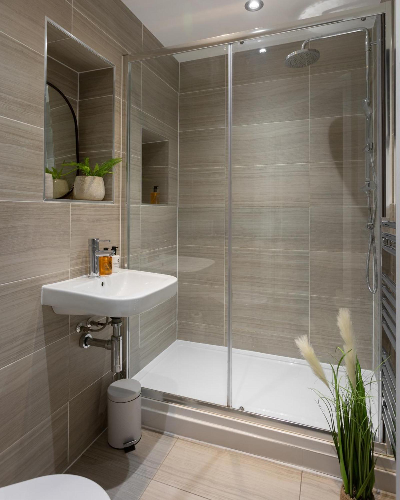 London Mews, Modern Apartment - Sleeps 4 York Ngoại thất bức ảnh